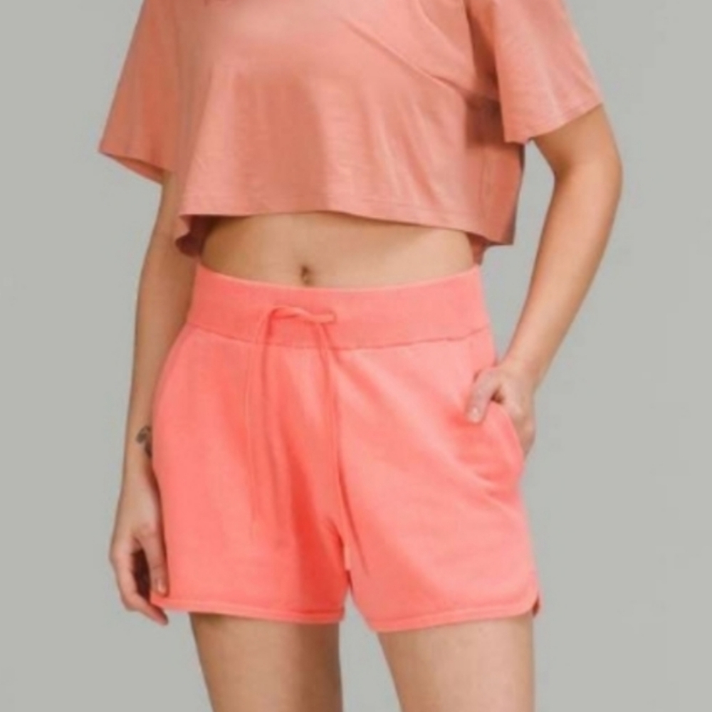 Lululemon Cotton-Cashmere Knit High-Rise Short 4"